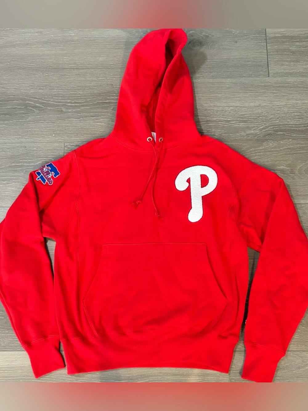 Philadelphia Phillies Champion Reverse Weave Chenille Hoodie - Red